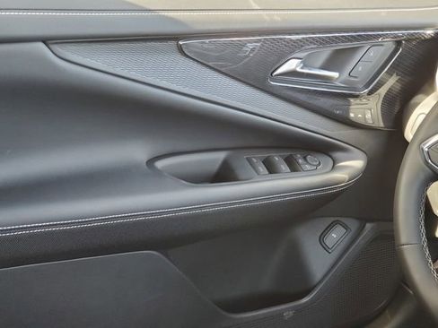 New 2025 Chevrolet Blazer EV LT image 23