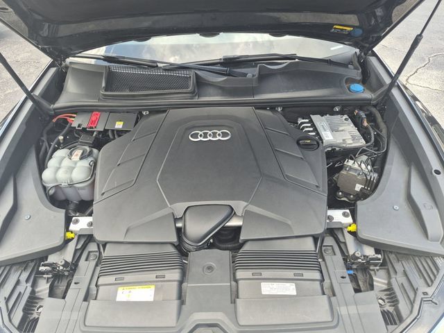 Used 2021 Audi Q8 Premium Plus w/ Premium Plus Package AWD/4WD image 30