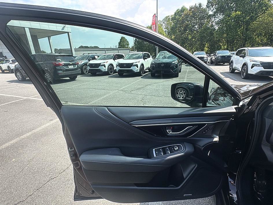 Used 2024 Subaru Outback Limited AWD/4WD image 17