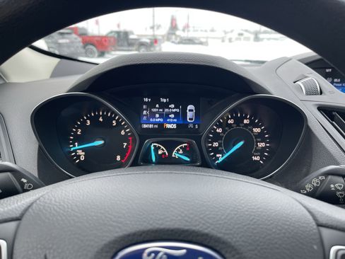 Used 2018 Ford Escape SE image 15