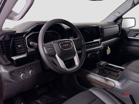 New 2026 GMC Sierra 1500 SLT w/ SLT Premium Plus Package image 9