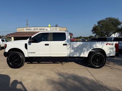 Used 2022 Ford F350 XL w/ Power Equipment Group AWD/4WD image 4