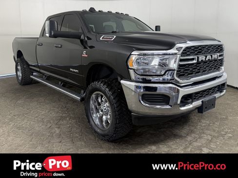 Used 2022 RAM 3500 Tradesman AWD/4WD image 1