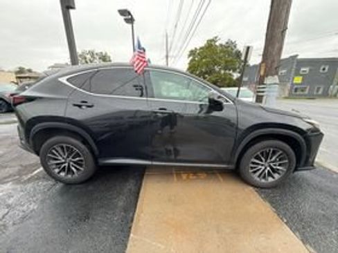 Used 2023 Lexus NX 350 AWD image 4