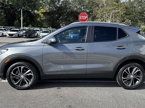 Used 2022 Buick Encore GX Select image 12