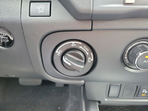 New 2026 Nissan Frontier SV w/ Tow Package AWD/4WD image 26