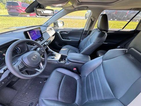 Certified 2023 Toyota RAV4 XLE Premium AWD/4WD image 14