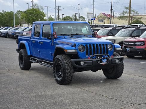 Used 2022 Jeep Gladiator Rubicon w/ LED Lighting Group image 3