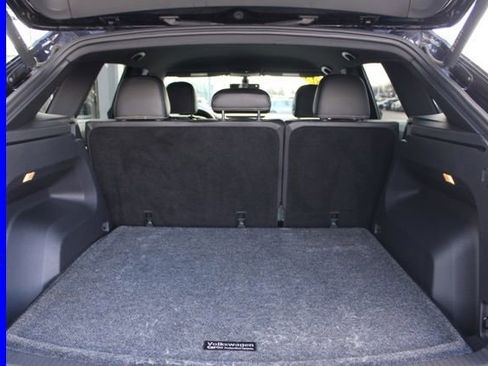 Used 2023 Volkswagen Atlas Cross Sport SE image 11