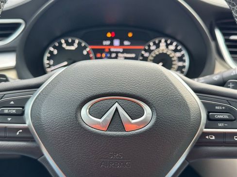 Used 2021 INFINITI QX50 Sensory image 29
