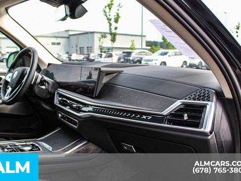 Used 2026 BMW X7 xDrive40i w/ Premium Package AWD/4WD image 24