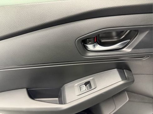 Certified 2025 Honda Accord SE image 16