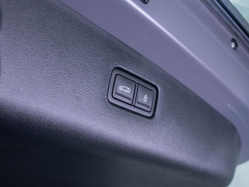 New 2026 Genesis GV70 3.5T Sport Advanced AWD/4WD image 9