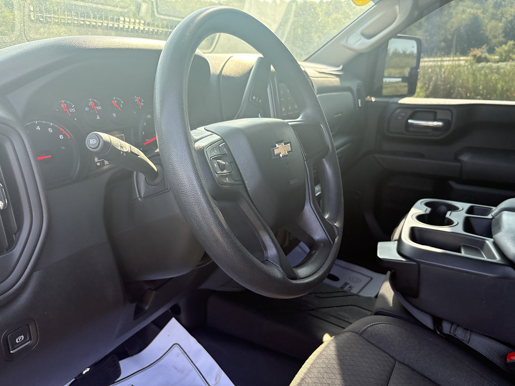 Used 2025 Chevrolet Silverado 2500 Custom w/ Custom Value Package AWD/4WD image 27