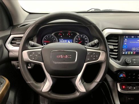 Used 2021 GMC Acadia SLE image 5