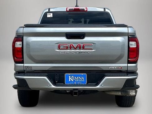 Used 2023 GMC Canyon AT4 w/ AT4 Premium Package AWD/4WD image 5