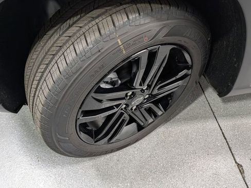 New 2026 Chevrolet Trax ACTIV w/ Driver Confidence Package image 9