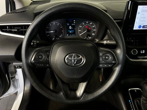Used 2024 Toyota Corolla LE FWD image 9
