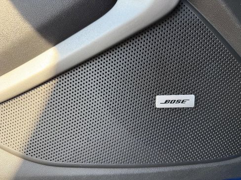 Used 2017 Chevrolet Camaro LT image 21