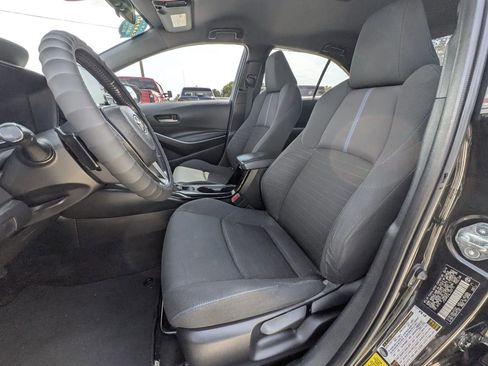 Used 2020 Toyota Corolla SE FWD image 12