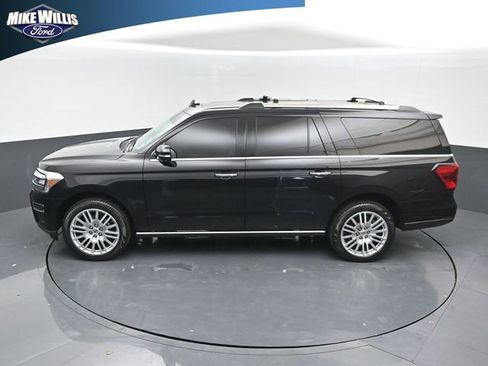 Used 2024 Ford Expedition Max Limited image 12