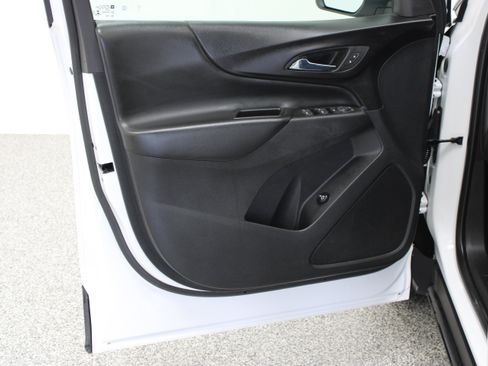 Used 2022 Chevrolet Equinox LT FWD image 12