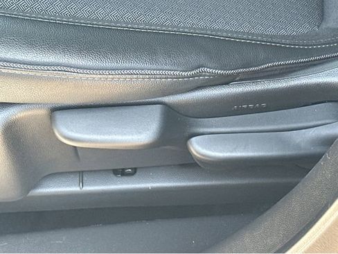 Used 2025 Buick Encore GX Preferred FWD image 30