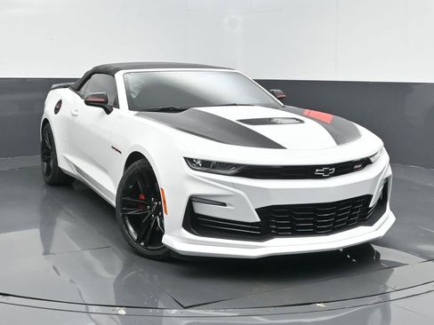 Used 2023 Chevrolet Camaro SS w/ Redline Edition image 2