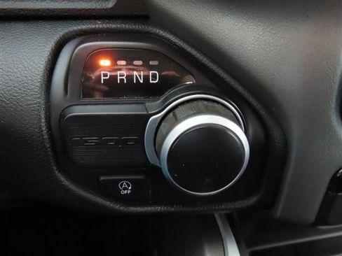 Used 2020 RAM 1500 Big Horn RWD image 23