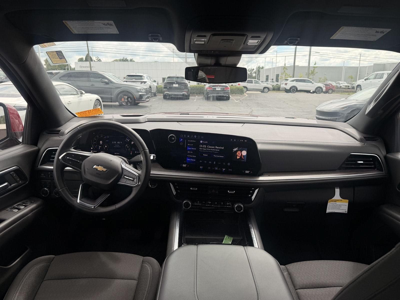 Used 2025 Chevrolet Tahoe LS AWD/4WD image 21