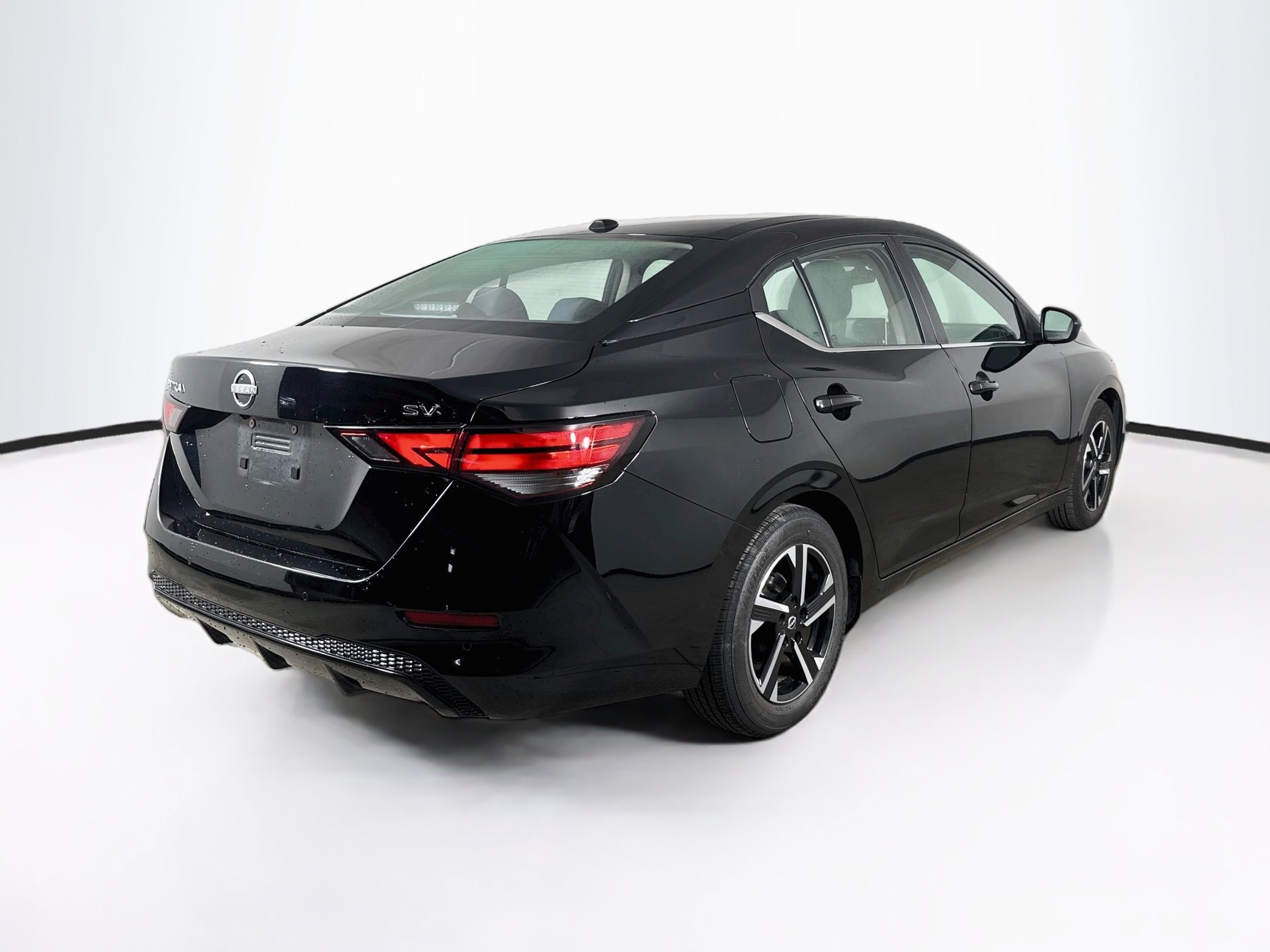 Used 2024 Nissan Sentra SV FWD image 30