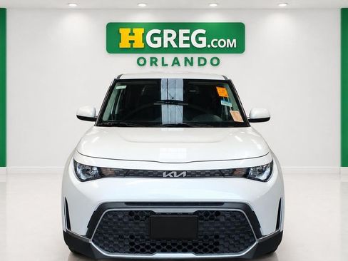 Used 2025 Kia Soul LX FWD image 7