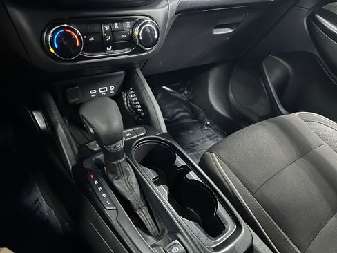 Used 2021 Chevrolet TrailBlazer LS image 21