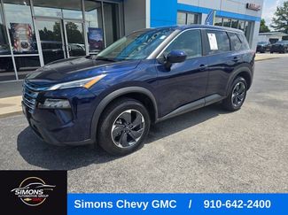 Used 2025 Nissan Rogue SV FWD video 1