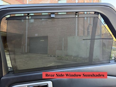 Used 2020 Ford Explorer Platinum w/ Premium Technology Package image 41