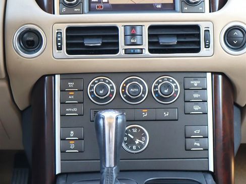 Used 2012 Land Rover Range Rover HSE AWD/4WD image 16