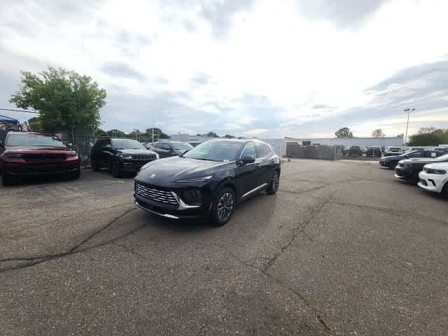 Used 2024 Buick Envision Preferred AWD/4WD image 2