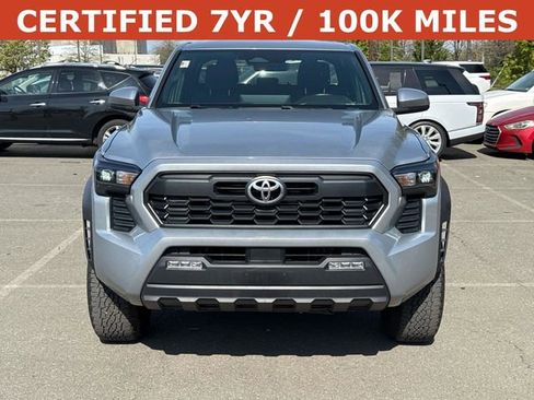 Used 2024 Toyota Tacoma TRD Off-Road AWD/4WD image 6