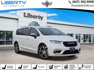 New 2026 Chrysler Pacifica Pinnacle w/ Trailer Tow Group video 1