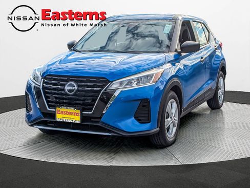 New 2025 Nissan Kicks Play S FWD image 1