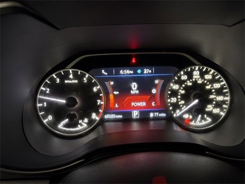 Used 2017 Nissan Maxima 3.5 SL image 19