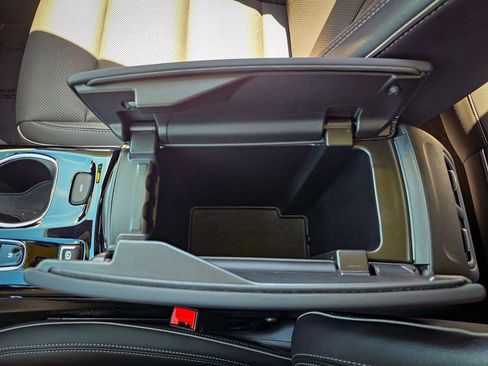 Certified 2023 Buick Envision Essence AWD/4WD image 22
