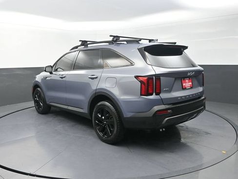 Used 2022 Kia Sorento S w/ Panoramic Sunroof Package AWD/4WD image 6