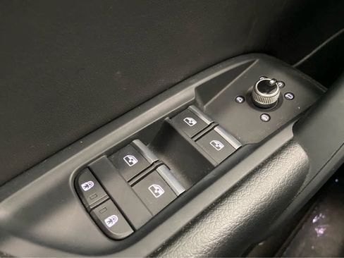 Used 2022 Audi Q5 2.0T Premium image 36