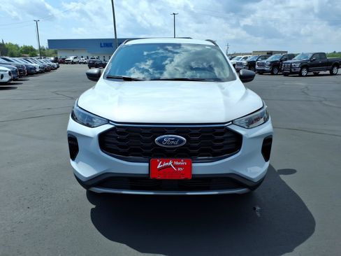 Used 2025 Ford Escape ST-Line w/ Tech Pack #1 AWD/4WD image 9