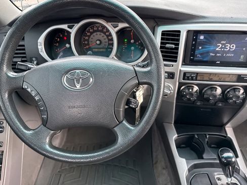 Used 2005 Toyota 4Runner SR5 image 14