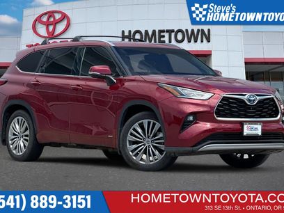 Used 2023 Toyota Highlander Platinum