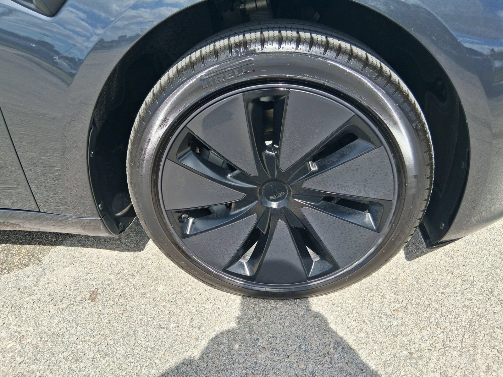 Used 2024 Tesla Model 3 Long Range RWD image 17