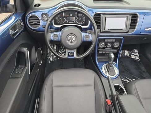 Used 2018 Volkswagen Beetle 2.0T S image 4