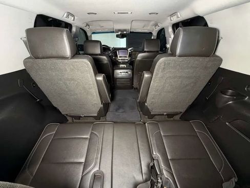 Used 2018 GMC Yukon Denali RWD image 15